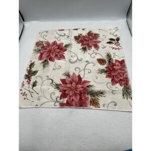 Christmas Holiday Time Poinsetta Filgree Napkin Set of 4